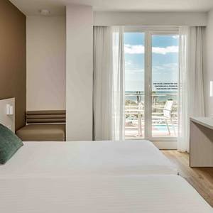 Quarto acessível Hotel ILUNION Islantilla Huelva